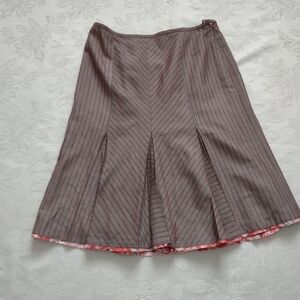 Escada Wool mohair blend pleats pinstriped skirt hem detail retro vintage